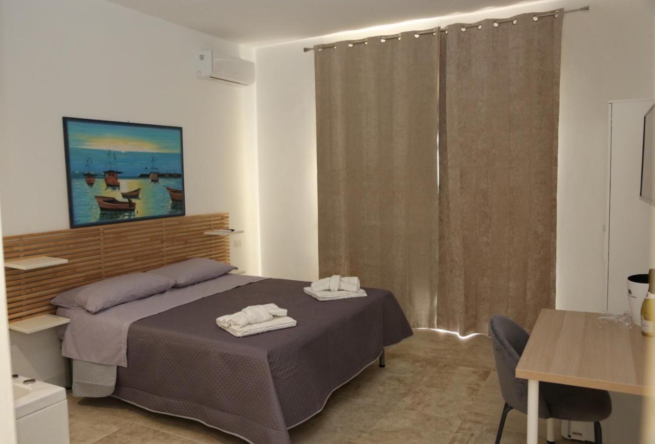 B&B La Dimora Di Nonno Lucio Pozzuoli Luaran gambar
